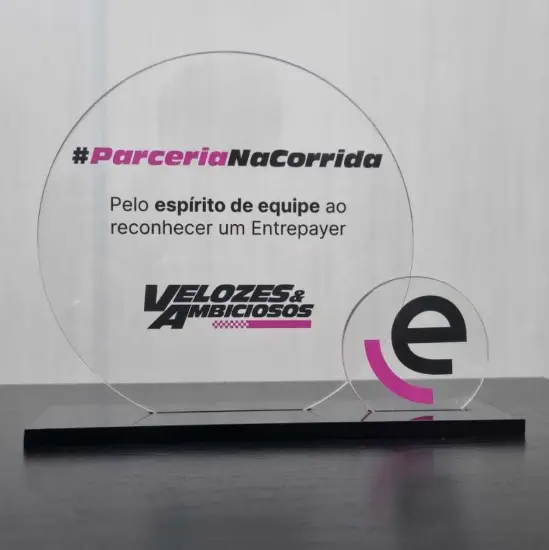 Troféu em camadas